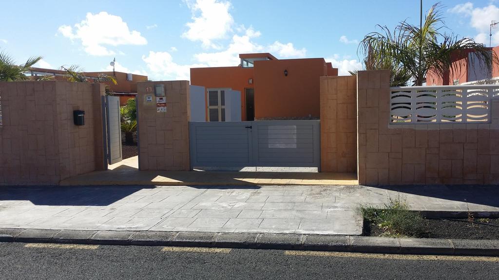 Villa Con Piscina ,Vista Mar Y Campo De Golf Caleta De Fuste Luaran gambar